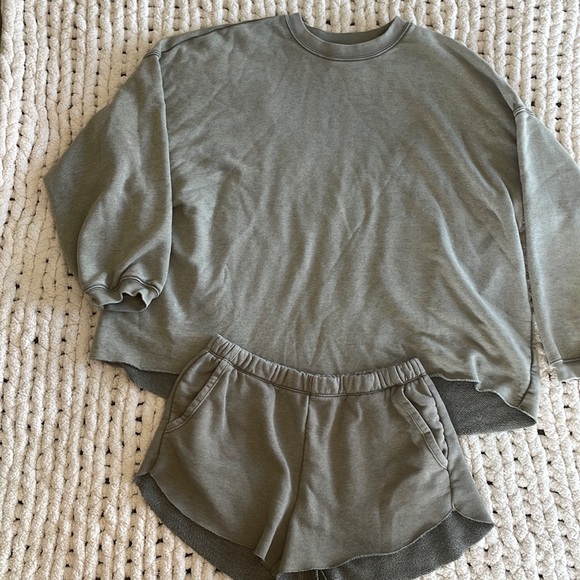 aerie Tops - Aerie Oversized Sweatshirt and Shorts Set